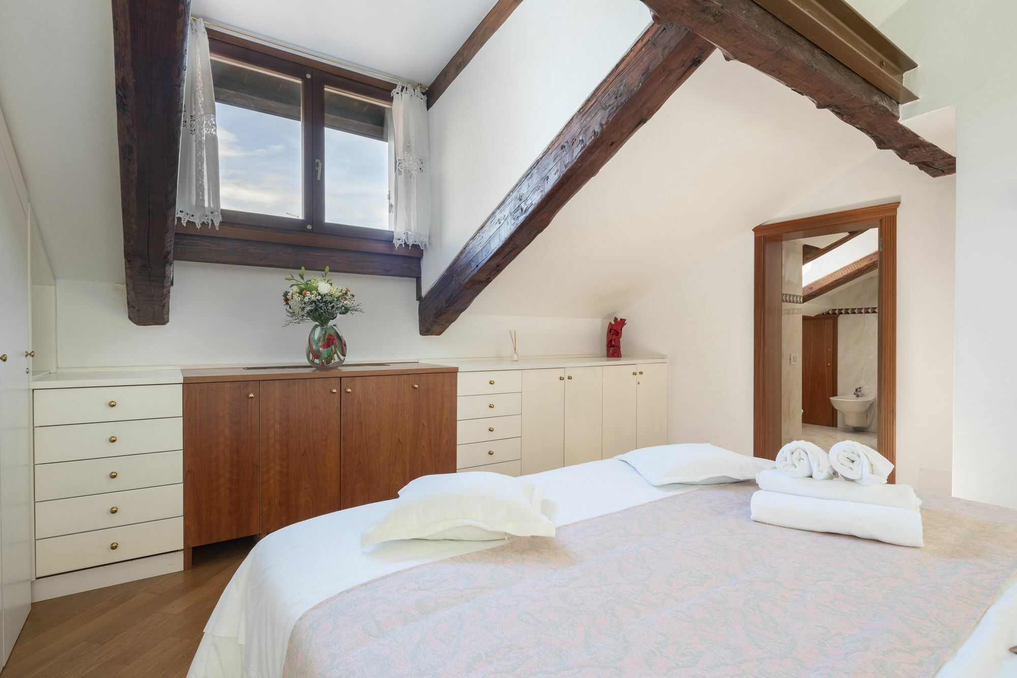Ve.N.I.Ce Cera Angels' Attic Apartment Venice Exterior photo